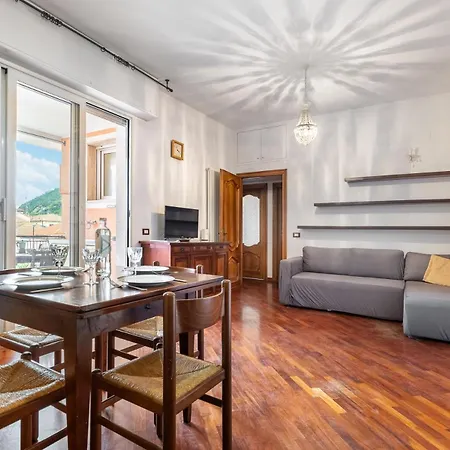 Hostdomus - Altrove Apartmán