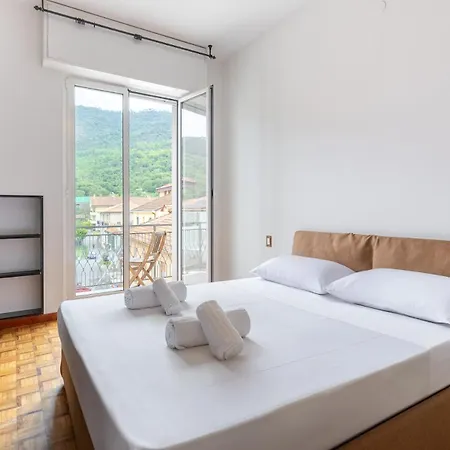 Hostdomus - Altrove Lägenhet *