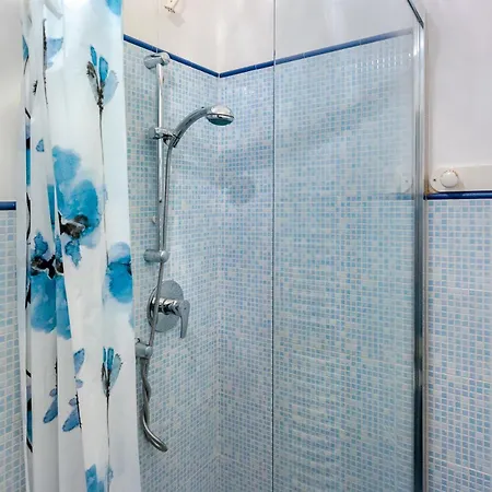 Hostdomus - Altrove Lägenhet Villanova d'Albenga