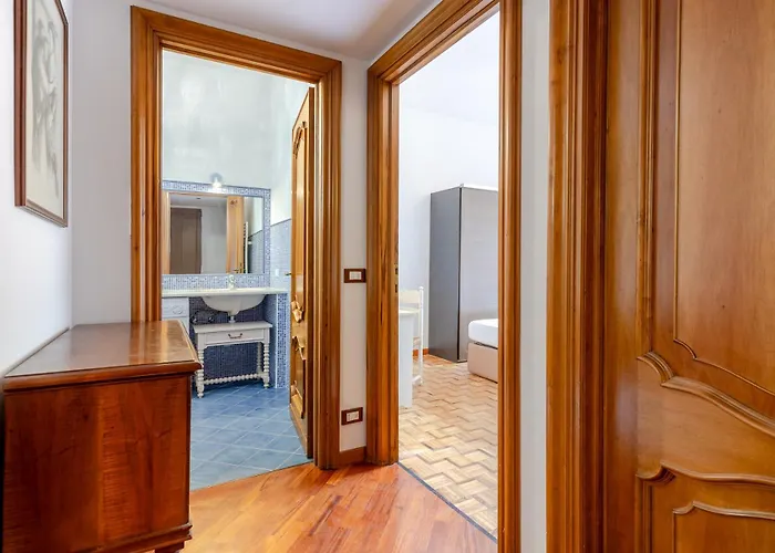 Hostdomus - Altrove * Villanova d'Albenga